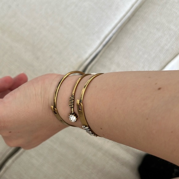 Dio(r)evolution Bracelet Set - Picture 11 of 12